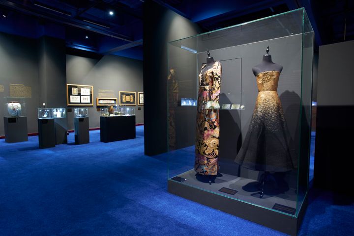 exhibit  a golden way of life tresors  6 7