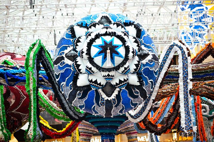 exhibit  installation art valkyrie miss dior  installation art valkyrie miss dior banner 00