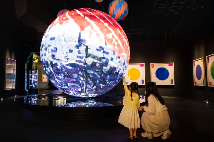 exhibit  to infinity and beyond the art of hsiao chi special exhibition  to infinity and beyond the art of hsiao chi special exhibition banner 01