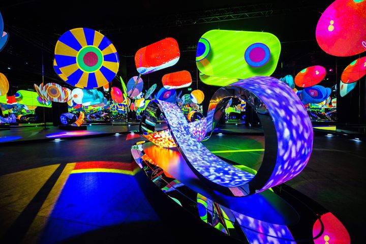 exhibit  to infinity and beyond the art of hsiao chi special exhibition  to infinity and beyond the art of hsiao chi special exhibition banner 02