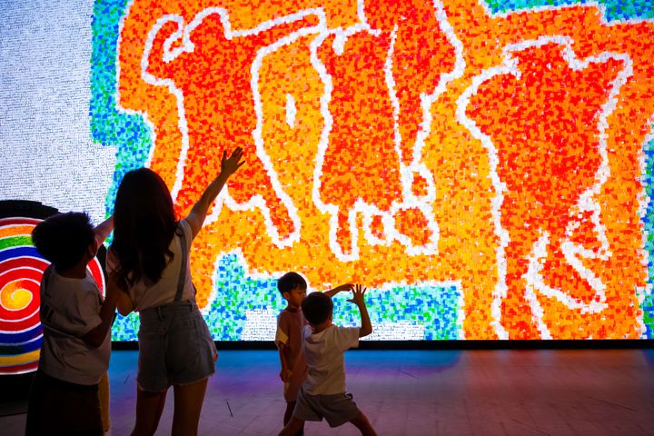 exhibit  to infinity and beyond the art of hsiao chi special exhibition  to infinity and beyond the art of hsiao chi special exhibition banner 03