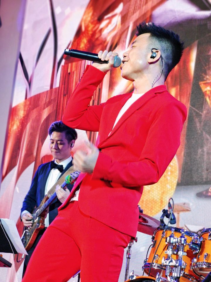 press release  mgm dress spectacle greet year 2020  20200101 countdown 03