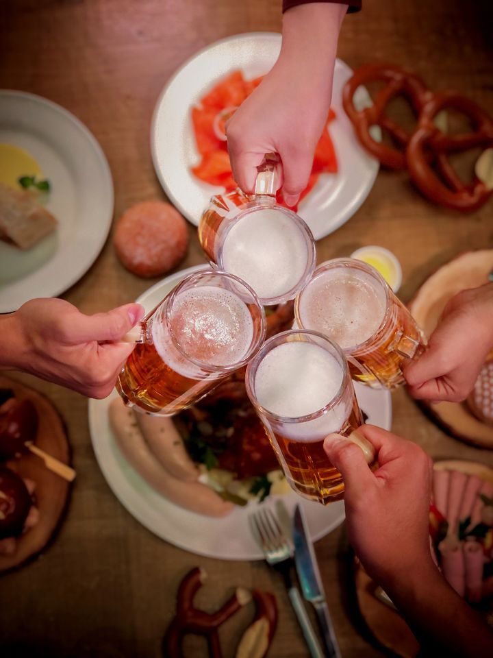 press release  mgm hosts cheers macau in a bid to lift spirits in town  02b cheers macau 1