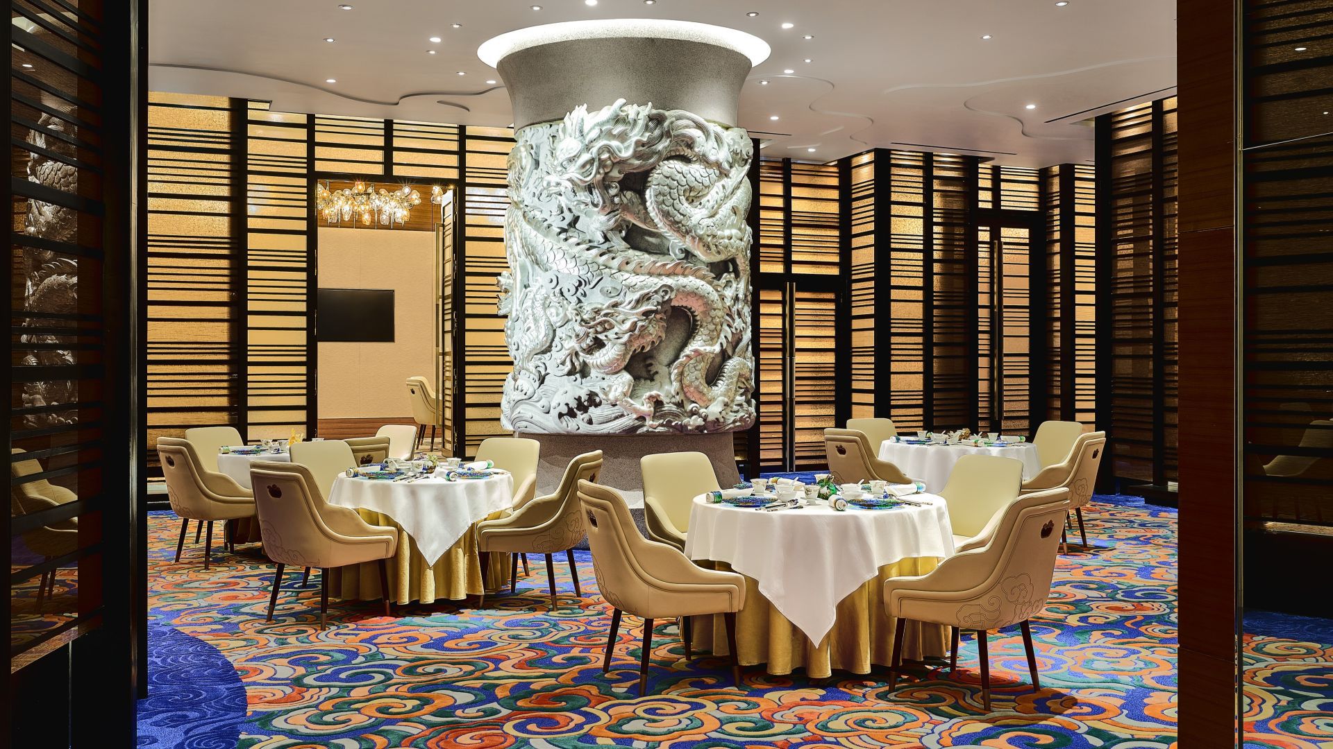 MGM Macau Imperial Court has very delicious Big Bowl feast for family during Lunar New Year