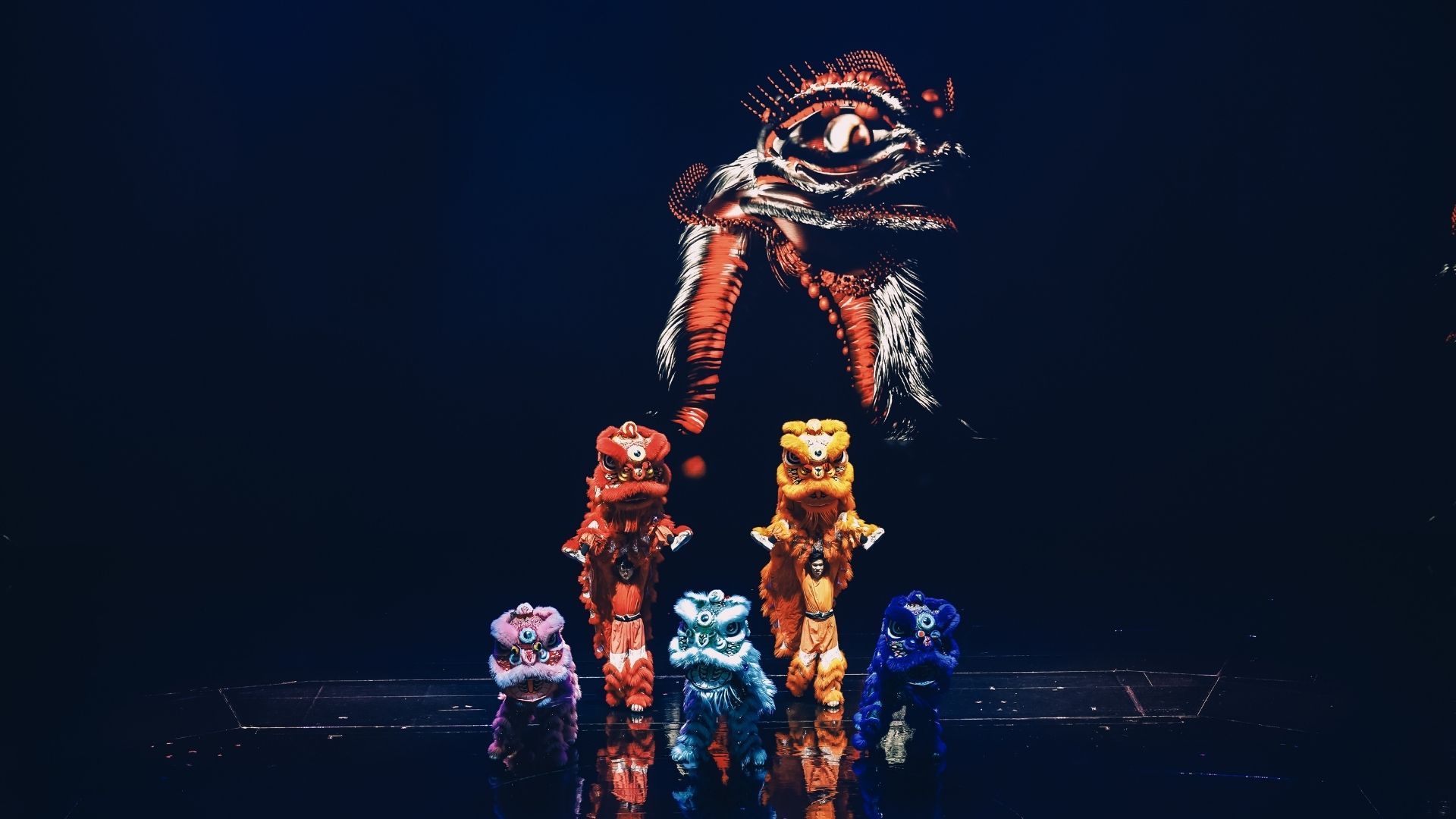 “Lion Dance | Radiance” in “MACAU 2049” combines traditional lion dance culture with CNC lion installations and motion-capture technology, creating dynamic light effects and immersive visual storytelling.