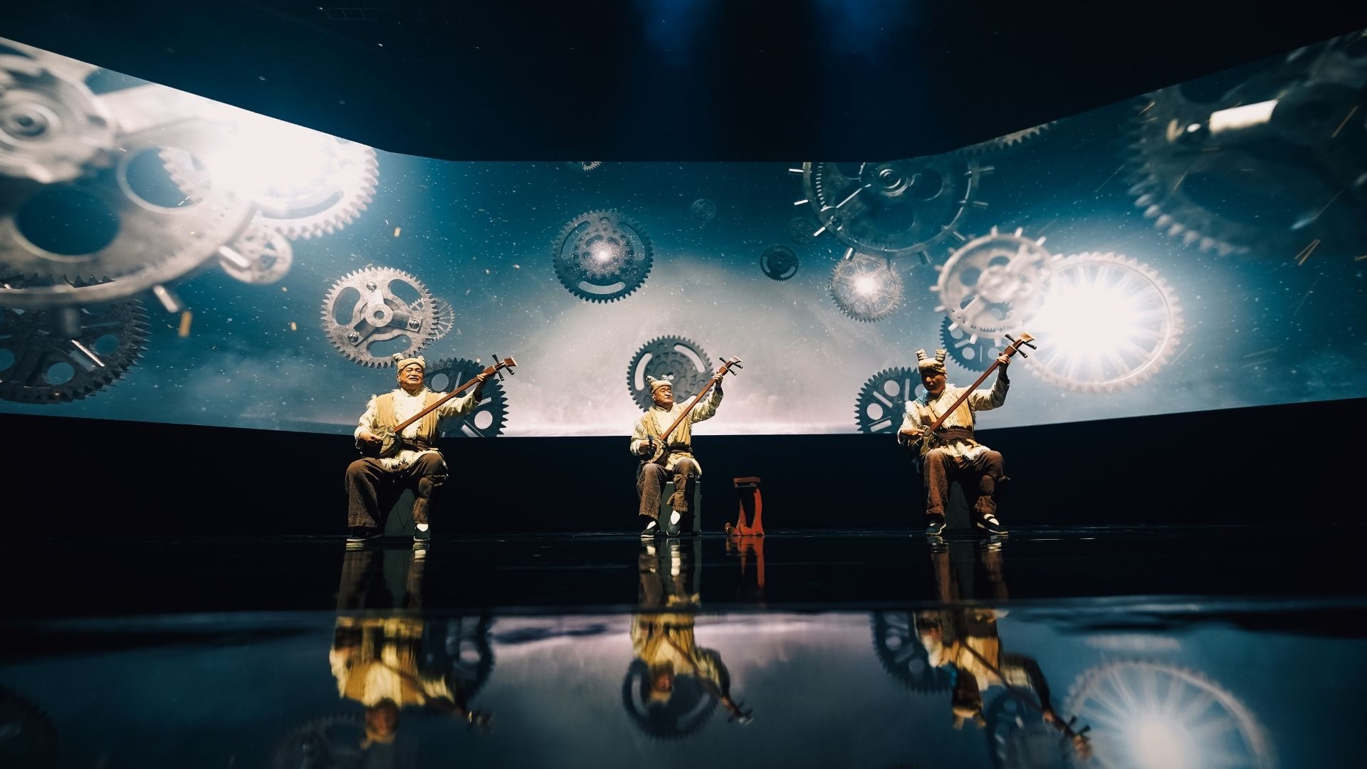 “Storytelling | Origin” in “MACAU 2049” combines traditional Chinese narrative singing with laser engraving technology, creating immersive visuals that trace the origins of Chinese cultural heritage.