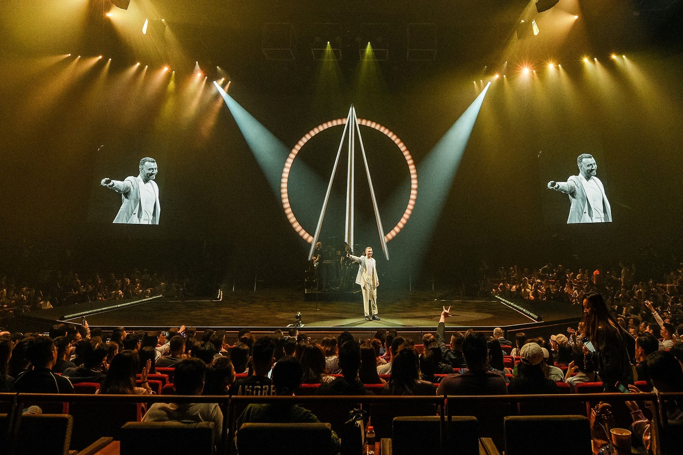 press release  sam smith mesmerizes macau mgm cotai  01 sam smith mesmerizes macau at mgm cotai