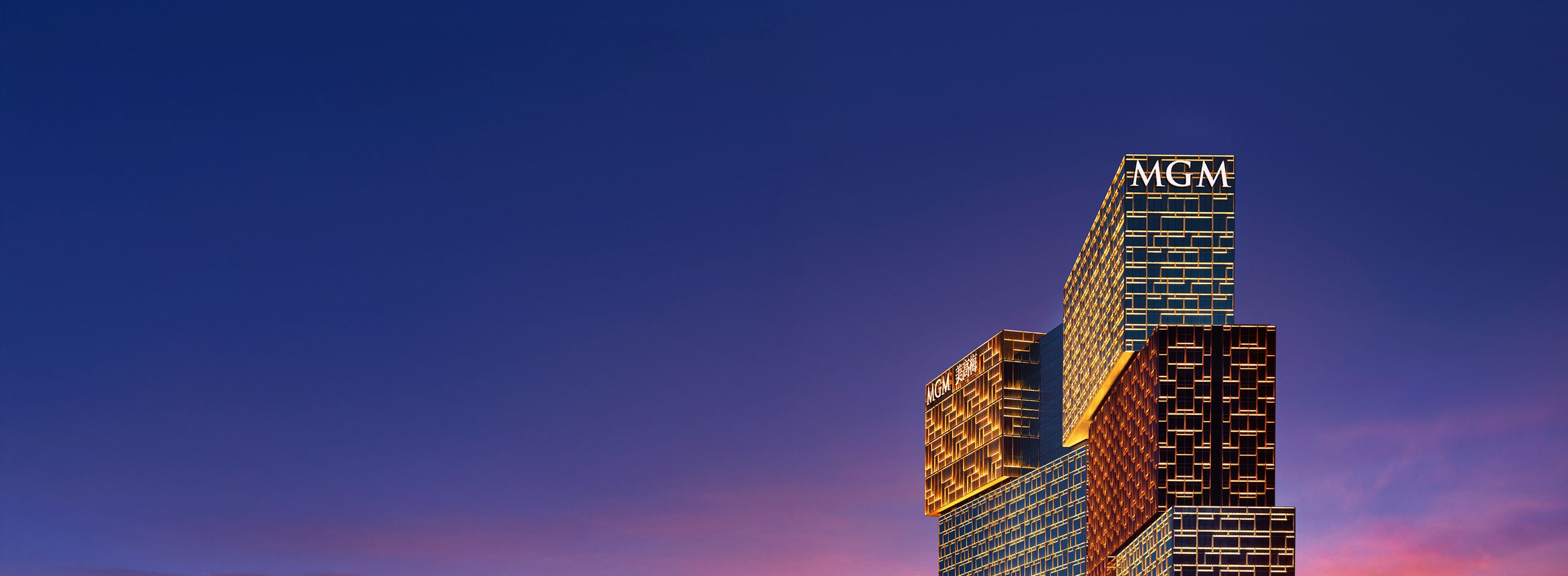 stay-cotai-landing-head banner.jpg