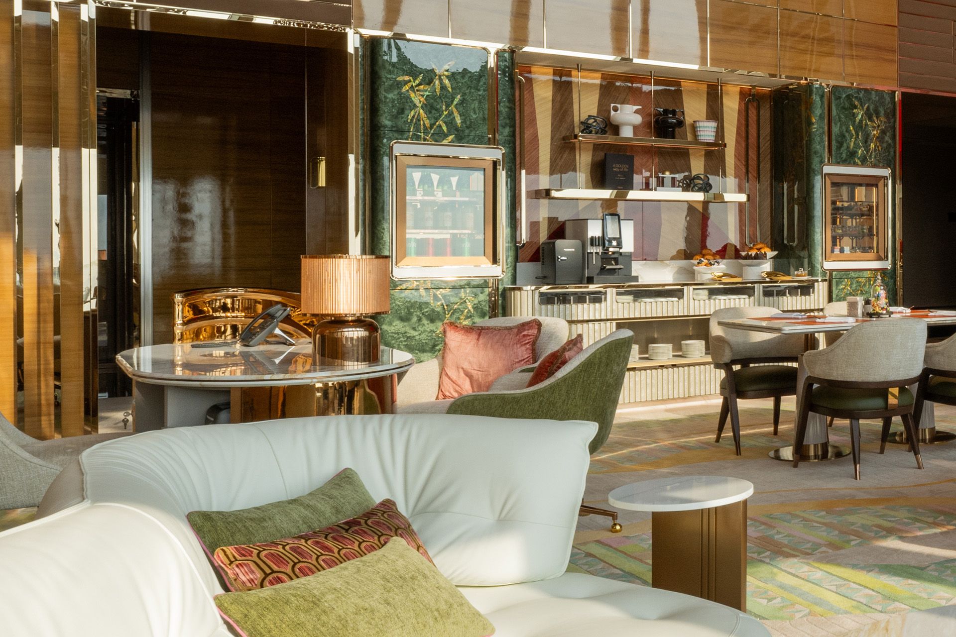 stay-cotai-landing-skyloft lobby.jpg