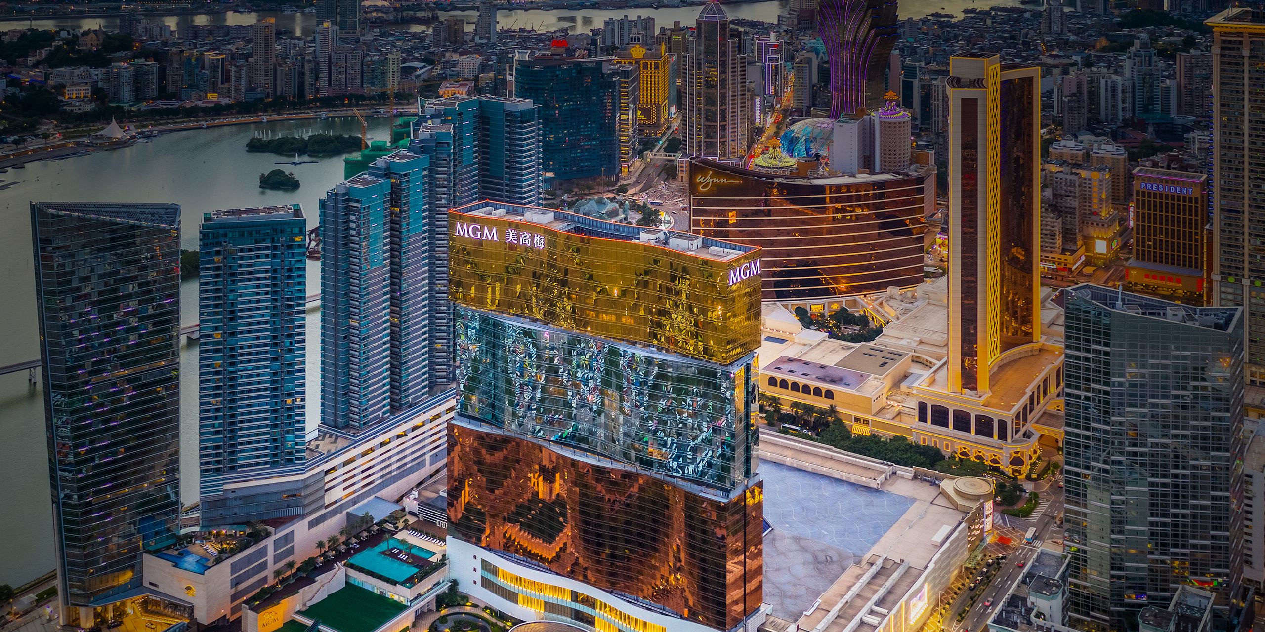 your visit guide-home-macau-head banner.jpg